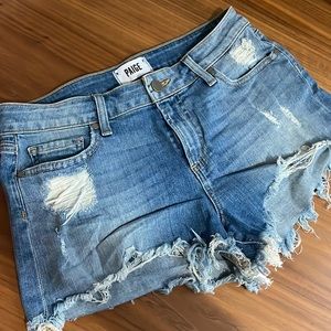Paige Daryn short in distressed denim